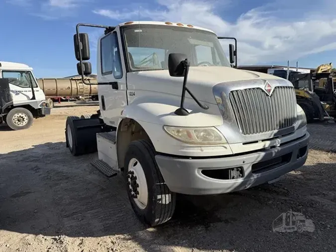2017 INTERNATIONAL DURASTAR 4400
