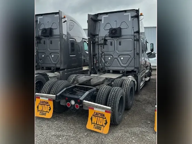 2023 FREIGHTLINER Cascadia 1263736a6413b68461035330bd48e4304a6