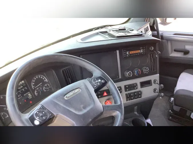 2021 Freightliner Cascadia