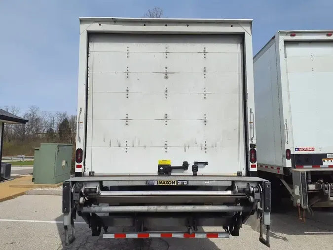 2021 FREIGHTLINER/MERCEDES M2 106