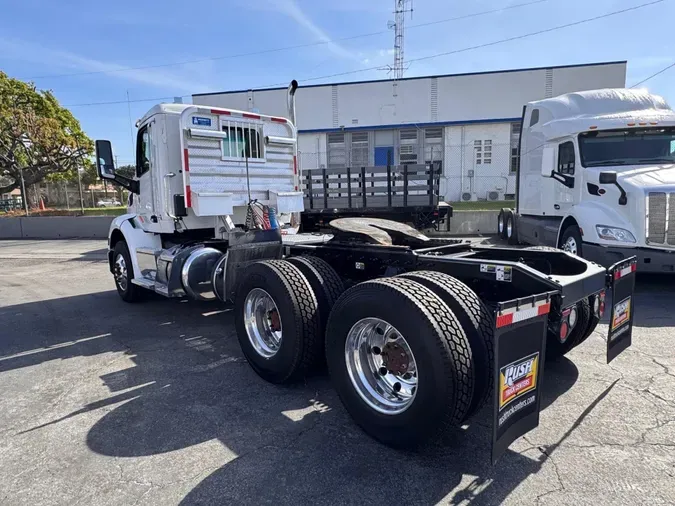 2019 Peterbilt 57937398489cd9617504693aed5e473a9b1