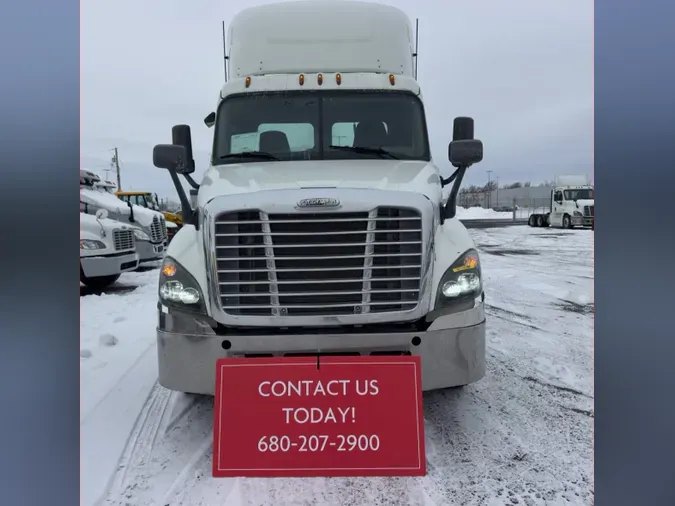 2019 FREIGHTLINER/MERCEDES CASCADIA 125