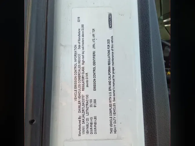 2020 Freightliner Cascadia 126