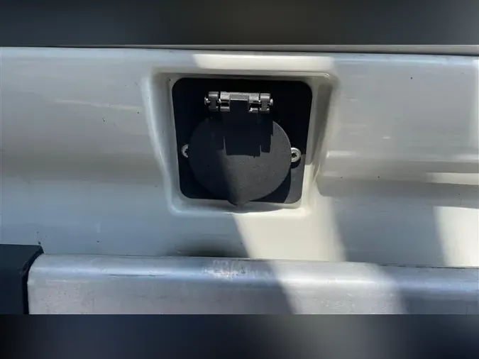 2020 FREIGHTLINER CA126