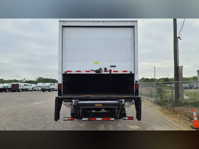 2020 FREIGHTLINER/MERCEDES M2 106