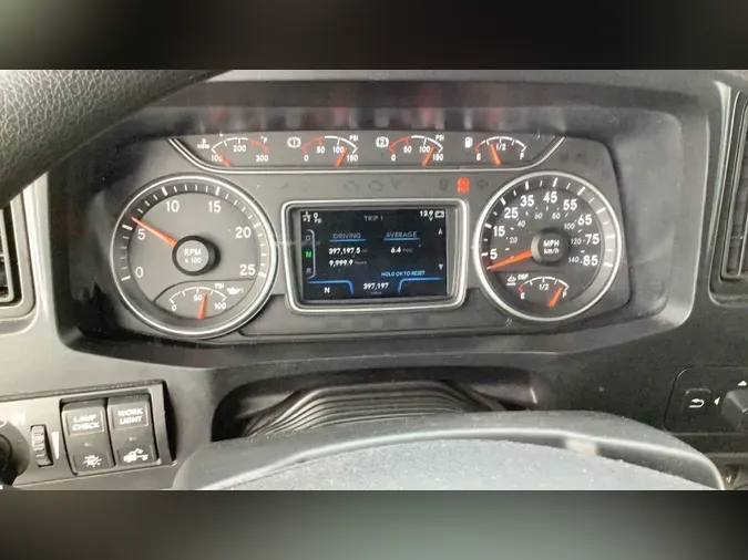 2020 International LT374ed54821f58ae2eb20c61ed0cdf6b6