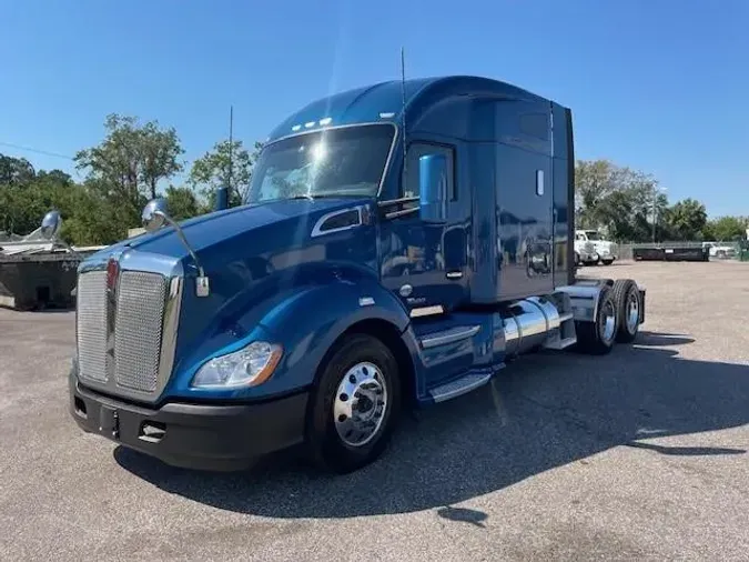 2021 Kenworth T680