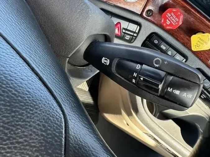 2018 Freightliner Cascadia37516bb142aa1549ba300c1227092305