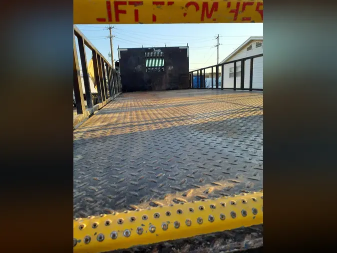 2018 FREIGHTLINER/MERCEDES 114SD