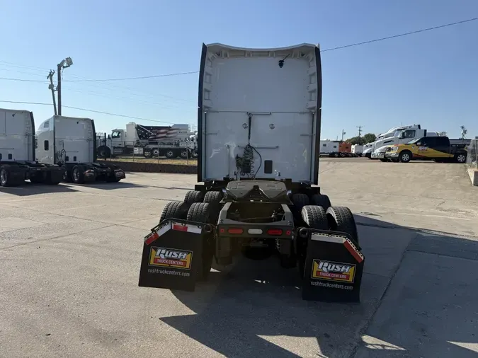 2024 Peterbilt 579