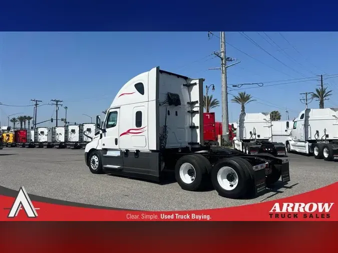 2021 FREIGHTLINER CA126
