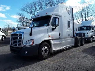 2015 Freightliner CASCADIA 125