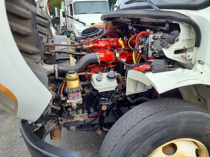 2019 FREIGHTLINER M2 106