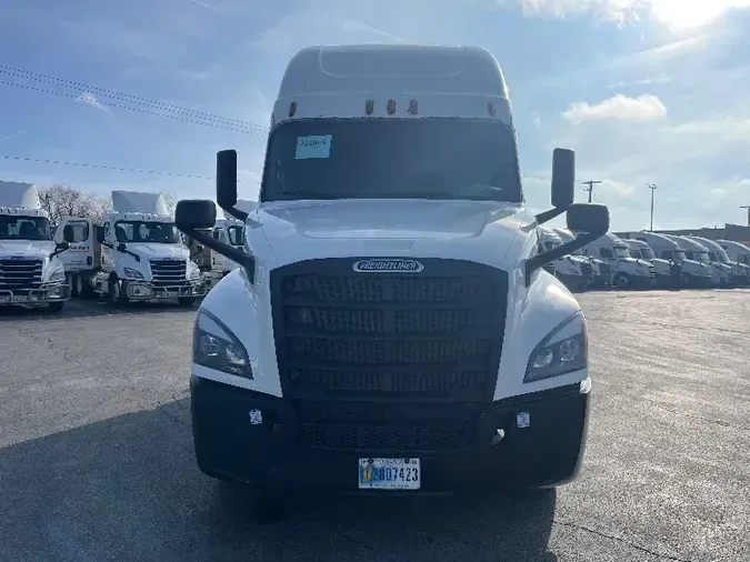 2019 Freightliner T12664ST