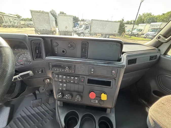 2021 International LT6253768bec67301382422d8a3c4e539c68e