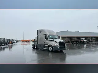 2024 Freightliner Cascadia 126