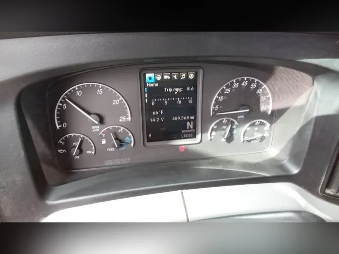 2022 Freightliner Cascadia 126