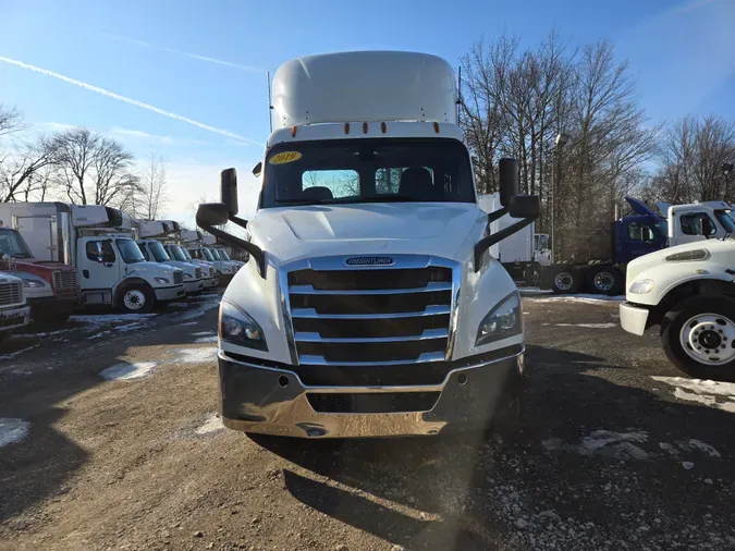 2019 FREIGHTLINER/MERCEDES NEW CASCADIA 116