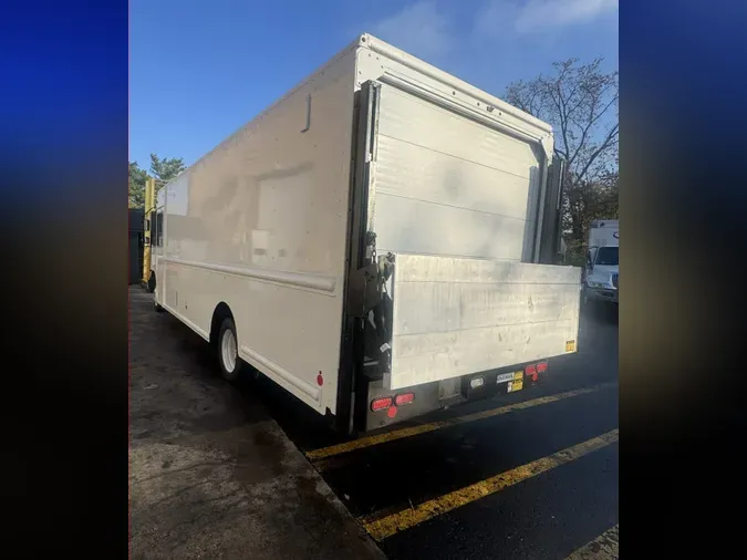 2018 FRTLR CUSTOM CHASSIS CORP MT45