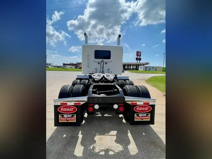 2024 Peterbilt 389