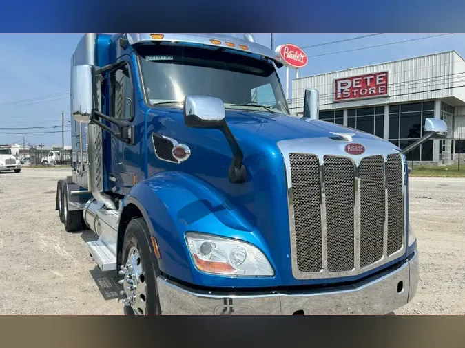 2021 Peterbilt 579