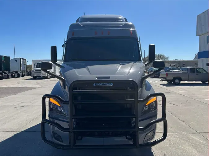 2023 Freightliner Cascadia 116