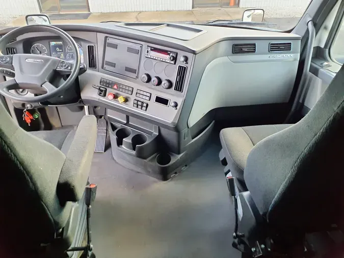 2019 FREIGHTLINER/MERCEDES NEW CASCADIA PX12664