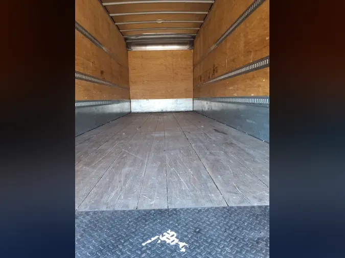 2017 FREIGHTLINER/MERCEDES M2 106