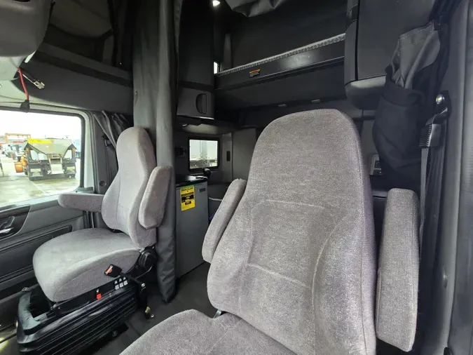 2024 International LT625