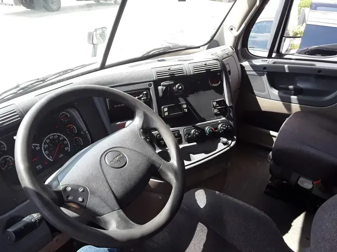 2018 FREIGHTLINER CASCADIA 125