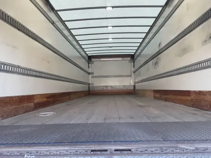 2020 FREIGHTLINER/MERCEDES M2 106