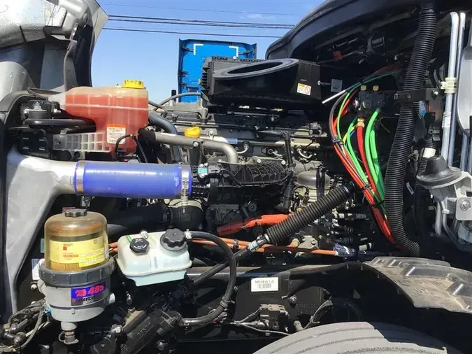 2022 FREIGHTLINER CA126