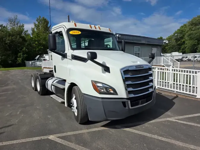 2018 FREIGHTLINER/MERCEDES NEW CASCADIA PX126643784f644cc45c8b60f393a4a1e8c92a9