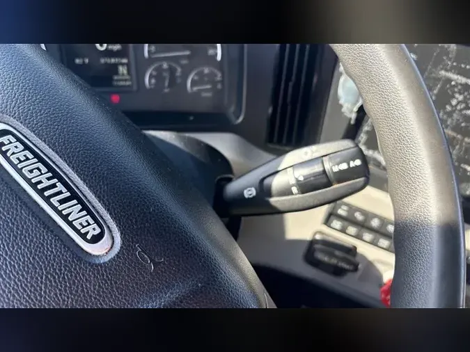 2022 FREIGHTLINER CA126
