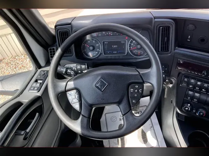 2021 INT LT625 6x4