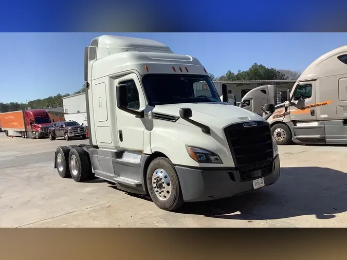 2020 Freightliner Cascadia378bcc0915e01da3798c1609c2c1998f