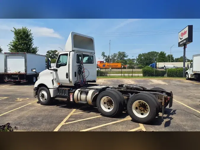 2019 NAVISTAR INTERNATIONAL LT625 DAYCAB T/A