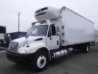 2017 NAVISTAR INTERNATIONAL 4300