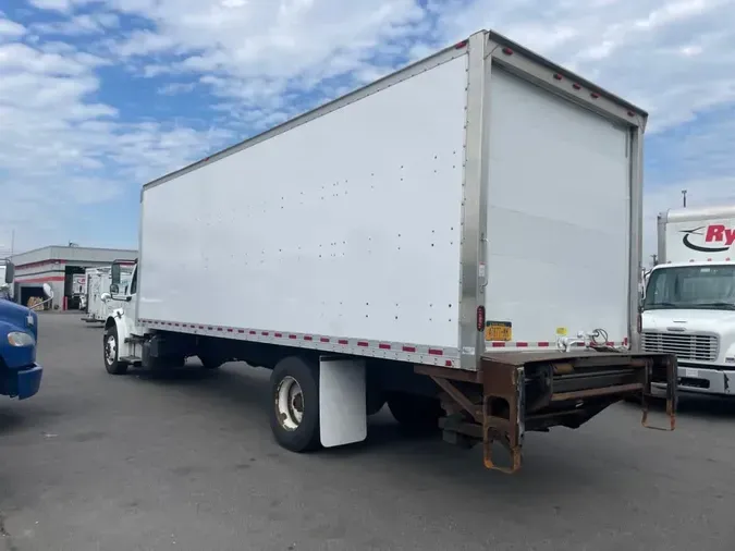 2018 FREIGHTLINER/MERCEDES M2 106