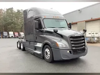 2023 Freightliner Cascadia