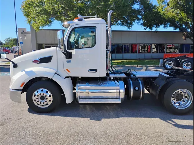 2020 Peterbilt 579