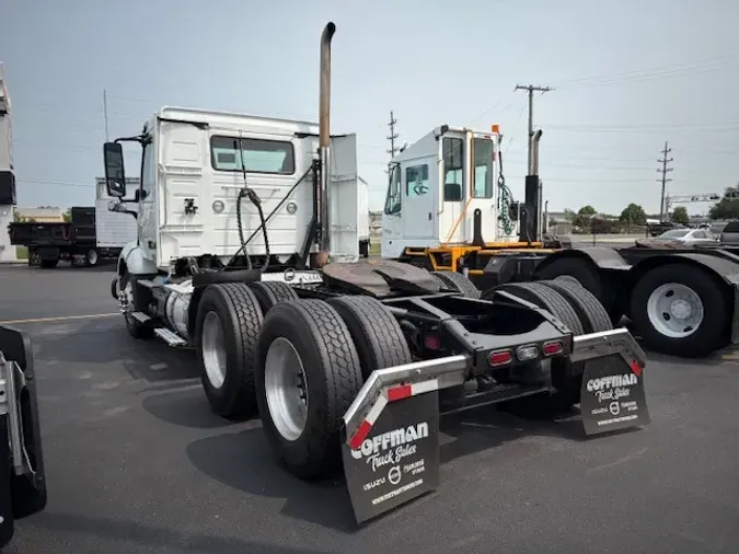 2020 VOLVO TRUCK VNL64T300