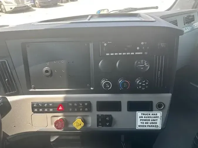 2022 Freightliner Cascadia
