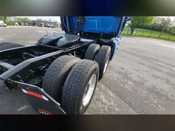2020 INTERNATIONAL LT