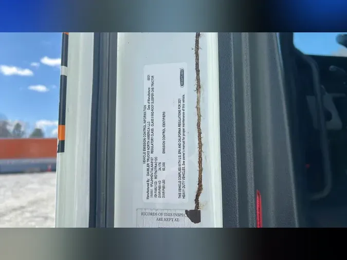 2022 Freightliner Cascadia 126