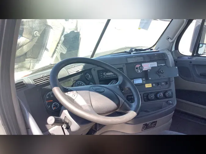 2019 Freightliner Cascadia 125