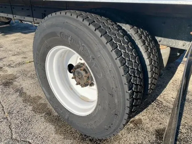 2020 Freightliner Business Class M2 106