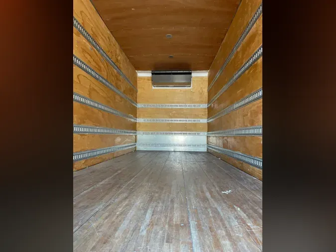 2018 ISUZU FTR