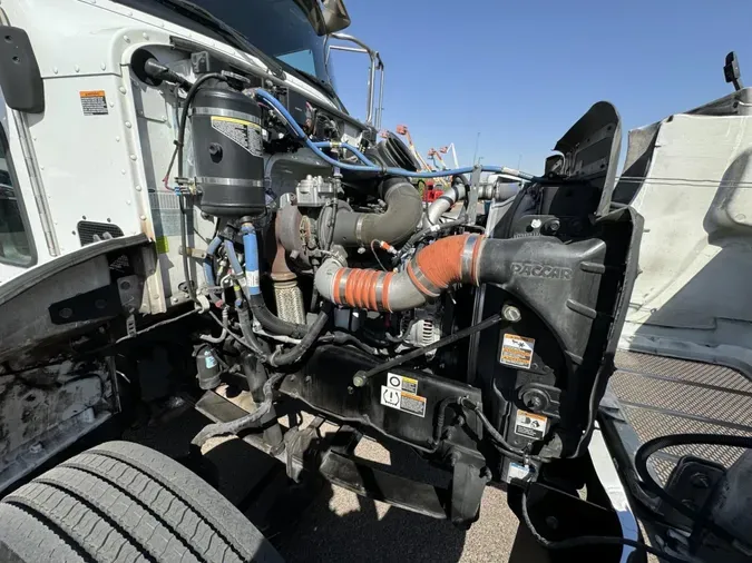 2018 Peterbilt 337