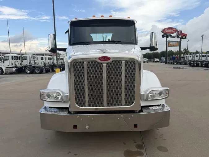 2023 Peterbilt 567